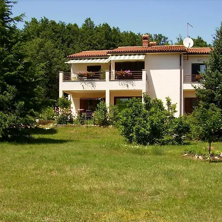 For Families With Children Vinez, - 18493 Apartment Labin (Istria)